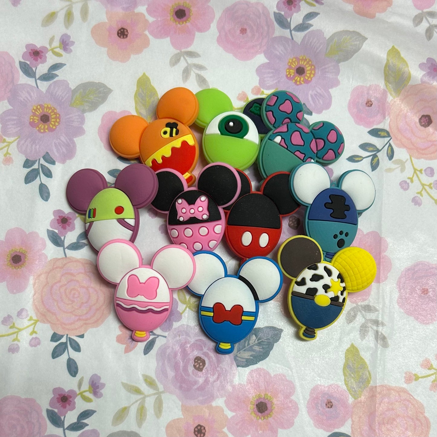 Balloon Head Shoe Charms